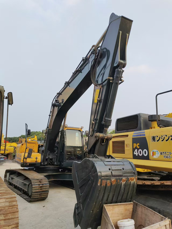 Crawler excavator Hyundai R220LC-9T: picture 9 Crawler excavator Hyundai R220LC-9T: picture 9
