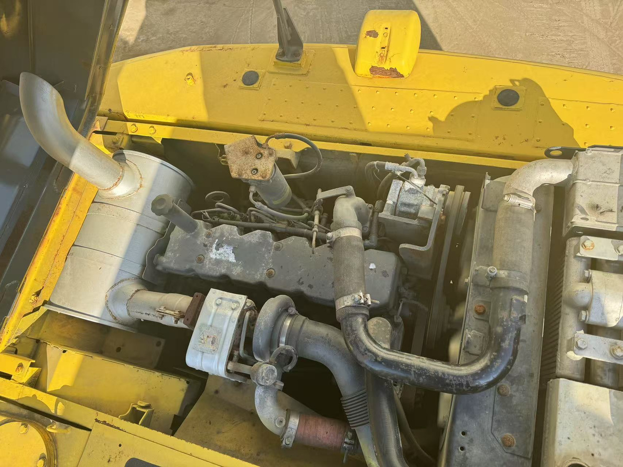 KOMATSU PC200-8 - Crawler excavator: picture 5 KOMATSU PC200-8 - Crawler excavator: picture 5