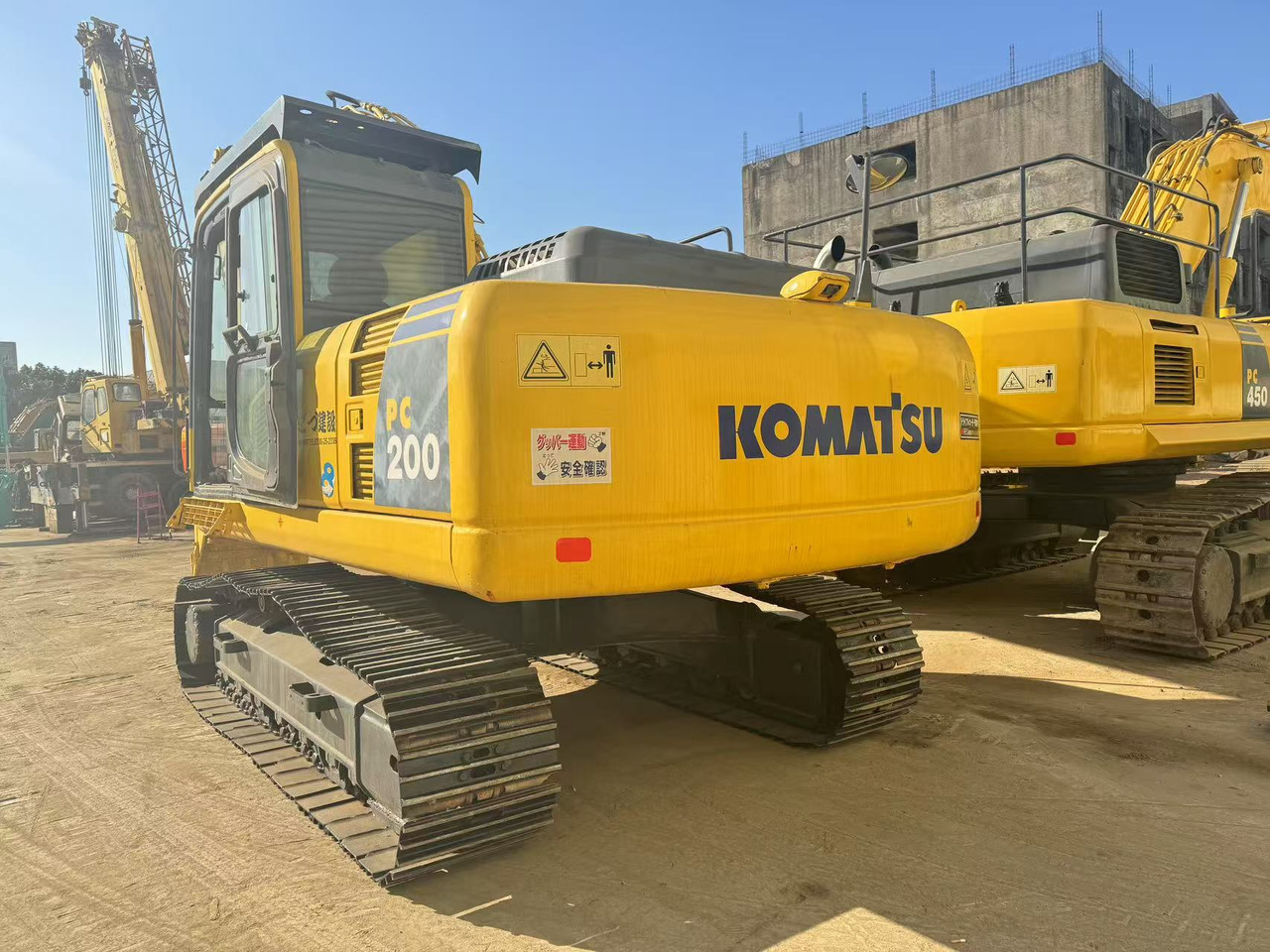 KOMATSU PC200-8 - Crawler excavator: picture 2 KOMATSU PC200-8 - Crawler excavator: picture 2