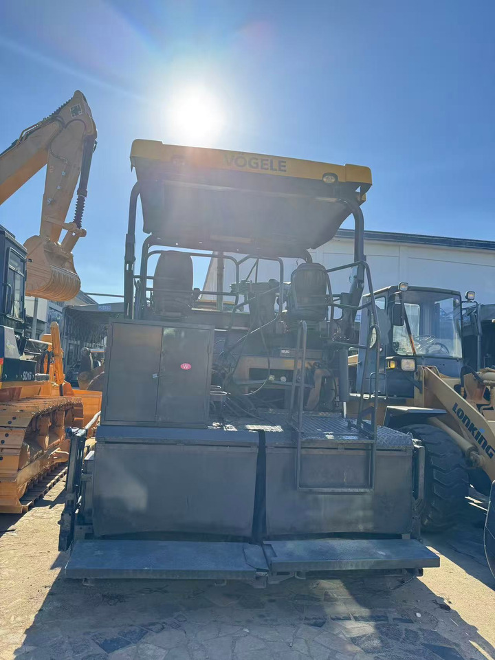 VOGELE 1800-3L - Asphalt paver: picture 4 VOGELE 1800-3L - Asphalt paver: picture 4
