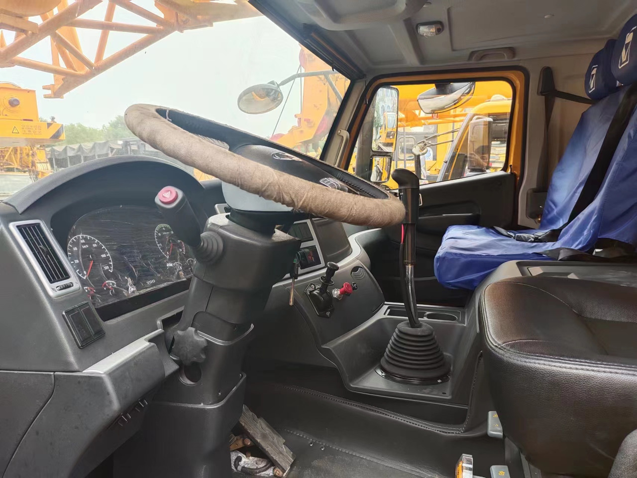 XCMG QY70K - Mobile crane: picture 4 XCMG QY70K - Mobile crane: picture 4