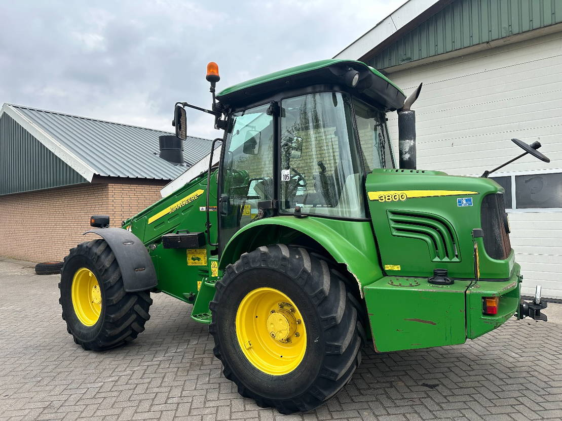 John Deere 3800 - Telescopic wheel loader: picture 4 John Deere 3800 - Telescopic wheel loader: picture 4