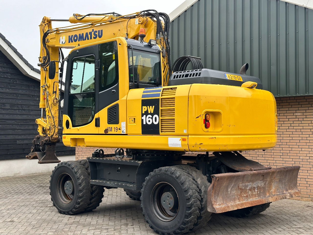 Komatsu PW160-8 - Wheel excavator: picture 3 Komatsu PW160-8 - Wheel excavator: picture 3