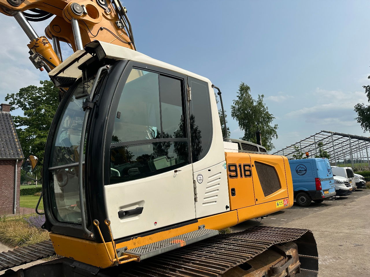 Liebherr R906 - Crawler excavator: picture 4 Liebherr R906 - Crawler excavator: picture 4