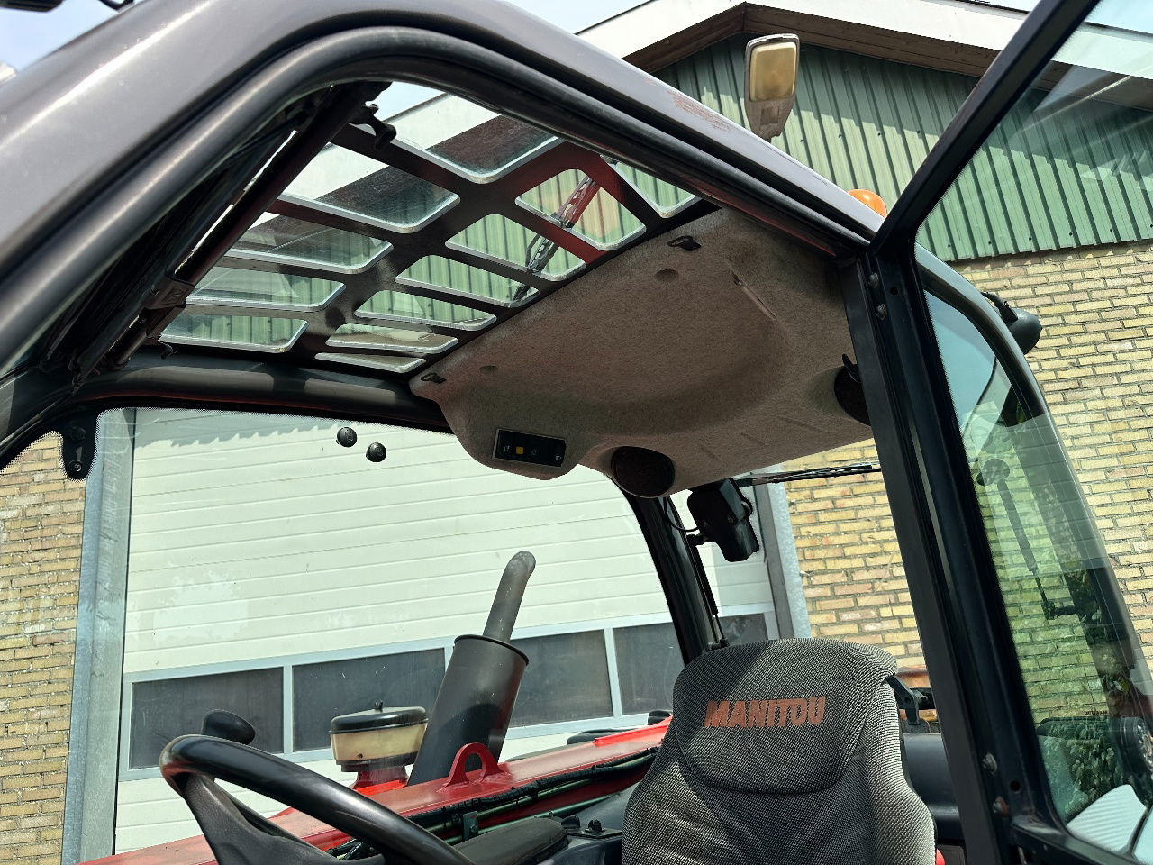 Telescopic handler Manitou MLT634 LSU: picture 17 Telescopic handler Manitou MLT634 LSU: picture 17