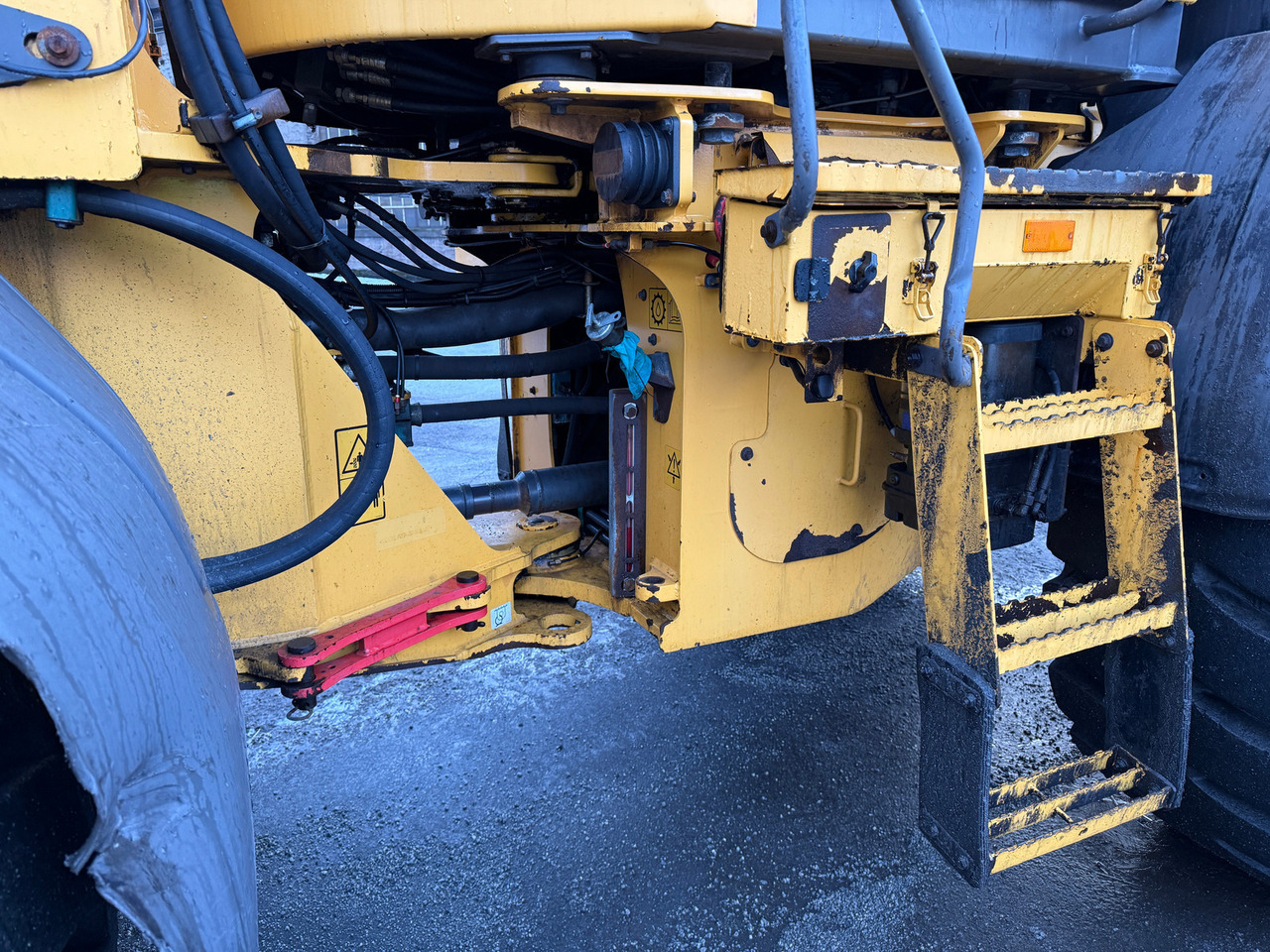 Wheel loader Volvo L70G: picture 12
