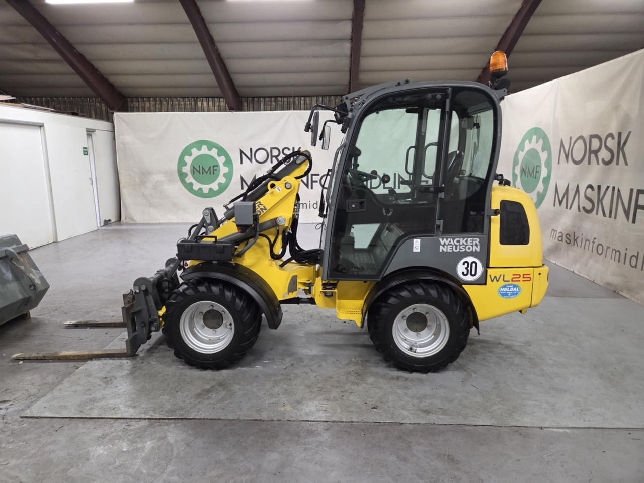 Wacker Neuson WL25 - Wheel loader: picture 3 Wacker Neuson WL25 - Wheel loader: picture 3