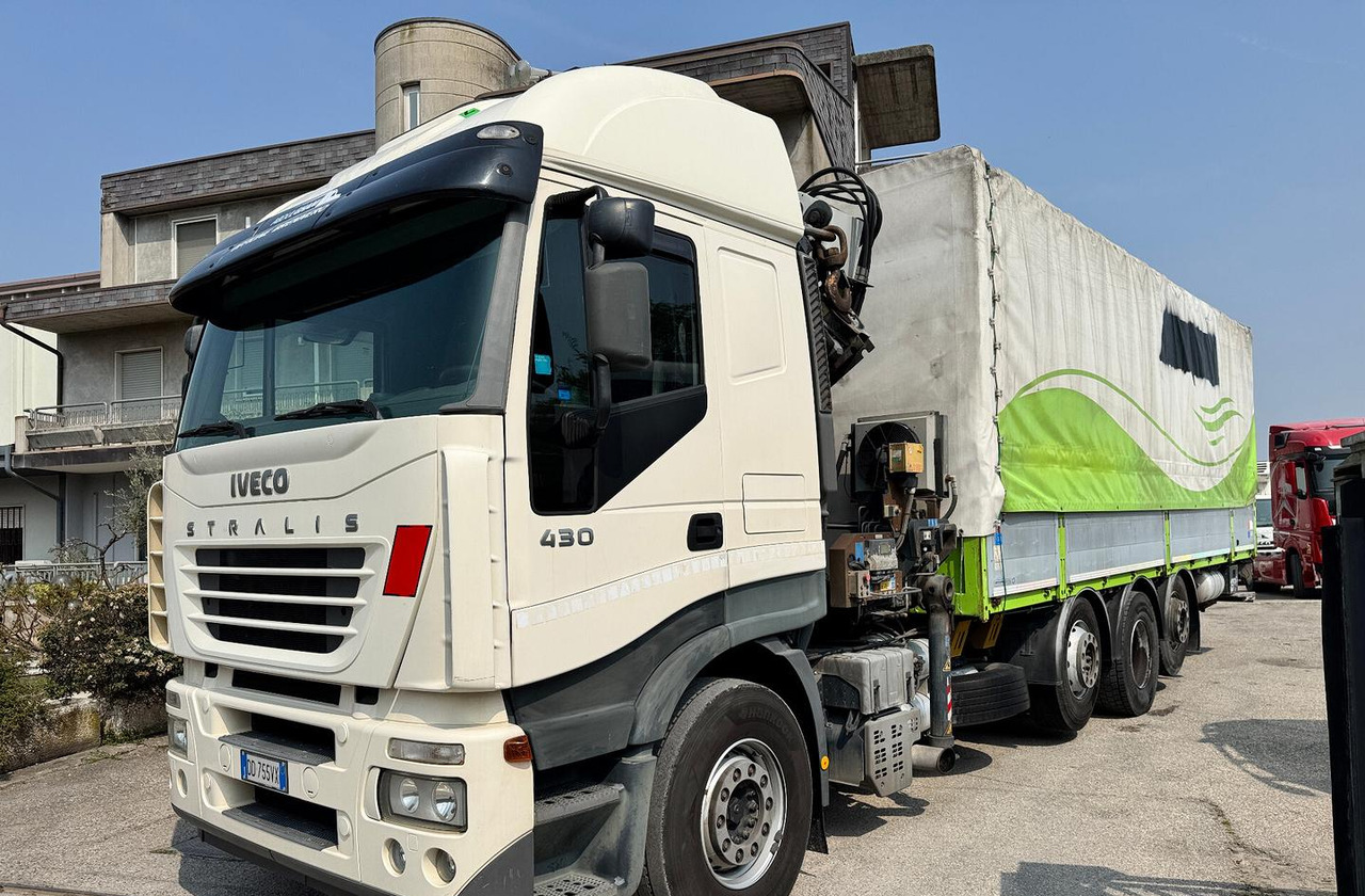 IVECO 430 - 4 ASSI STRADALE CON GRU - Curtainsider truck: picture 4 IVECO 430 - 4 ASSI STRADALE CON GRU - Curtainsider truck: picture 4