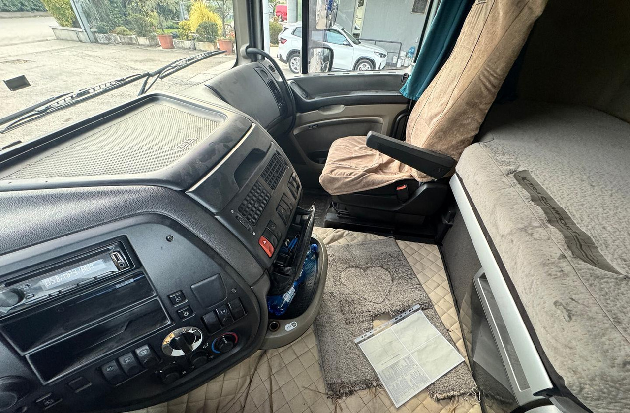 DAF XF 105.460 - 2010 - AUTOMATICO - Tractor unit: picture 4 DAF XF 105.460 - 2010 - AUTOMATICO - Tractor unit: picture 4