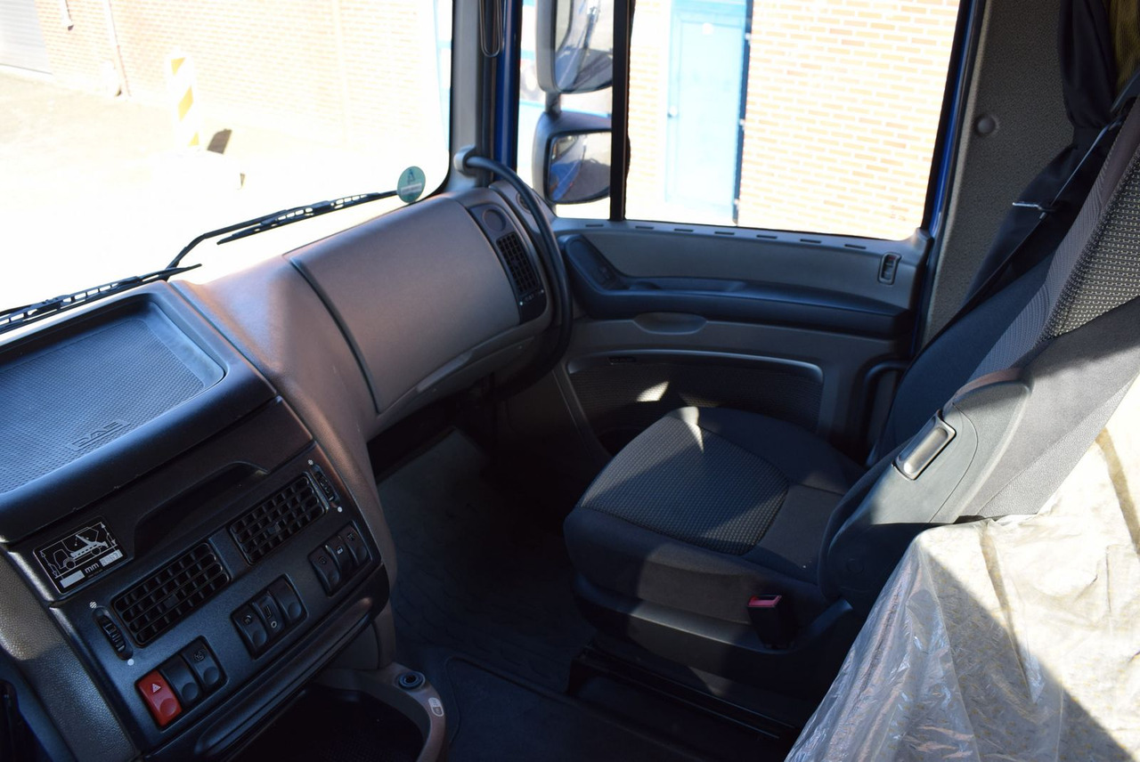 New Skip loader truck DAF  XF 510 Meiller Kipper 6X2 EURO5 Fernbedienung: picture 26