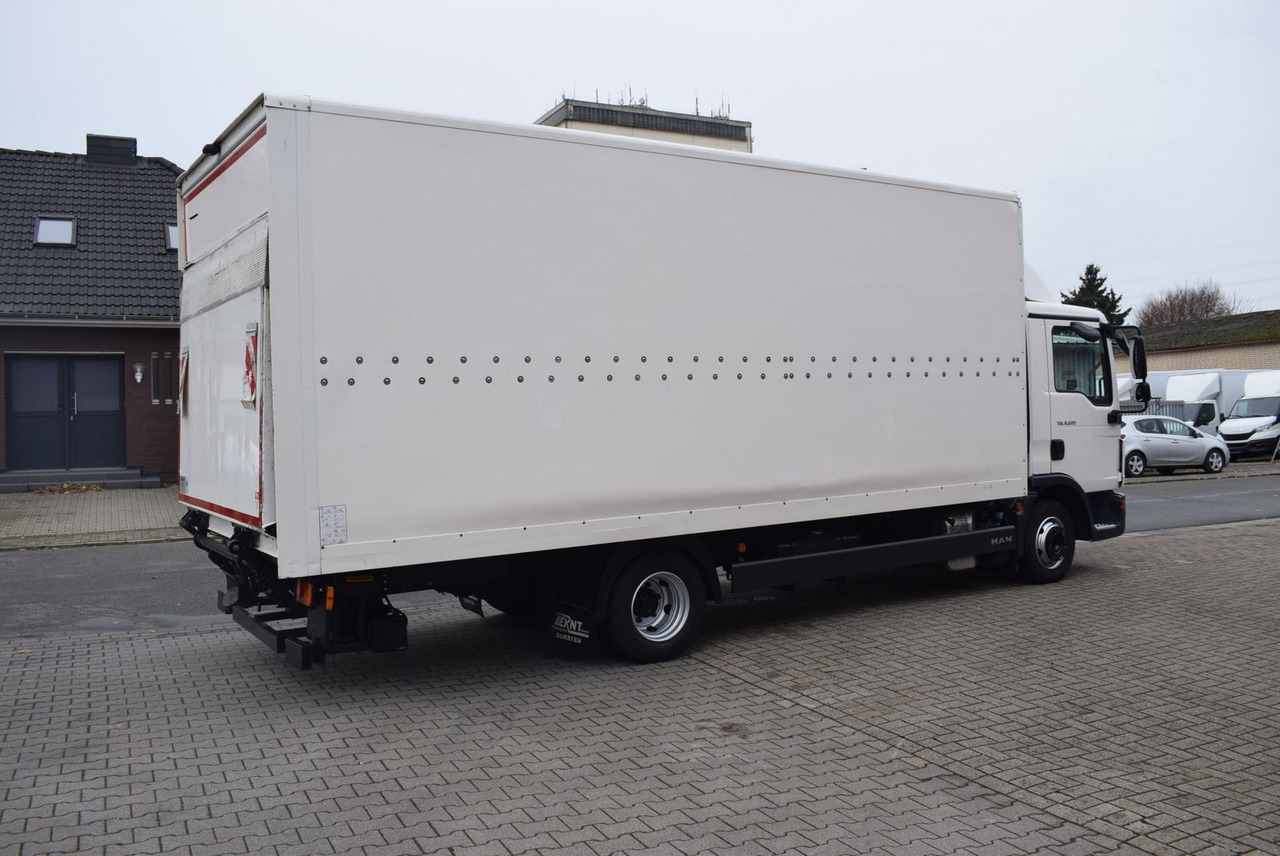 Leasing of  MAN TGL 8.220 Koffer LBW Klima EURO6 Luftfederung MAN TGL 8.220 Koffer LBW Klima EURO6 Luftfederung: picture 9