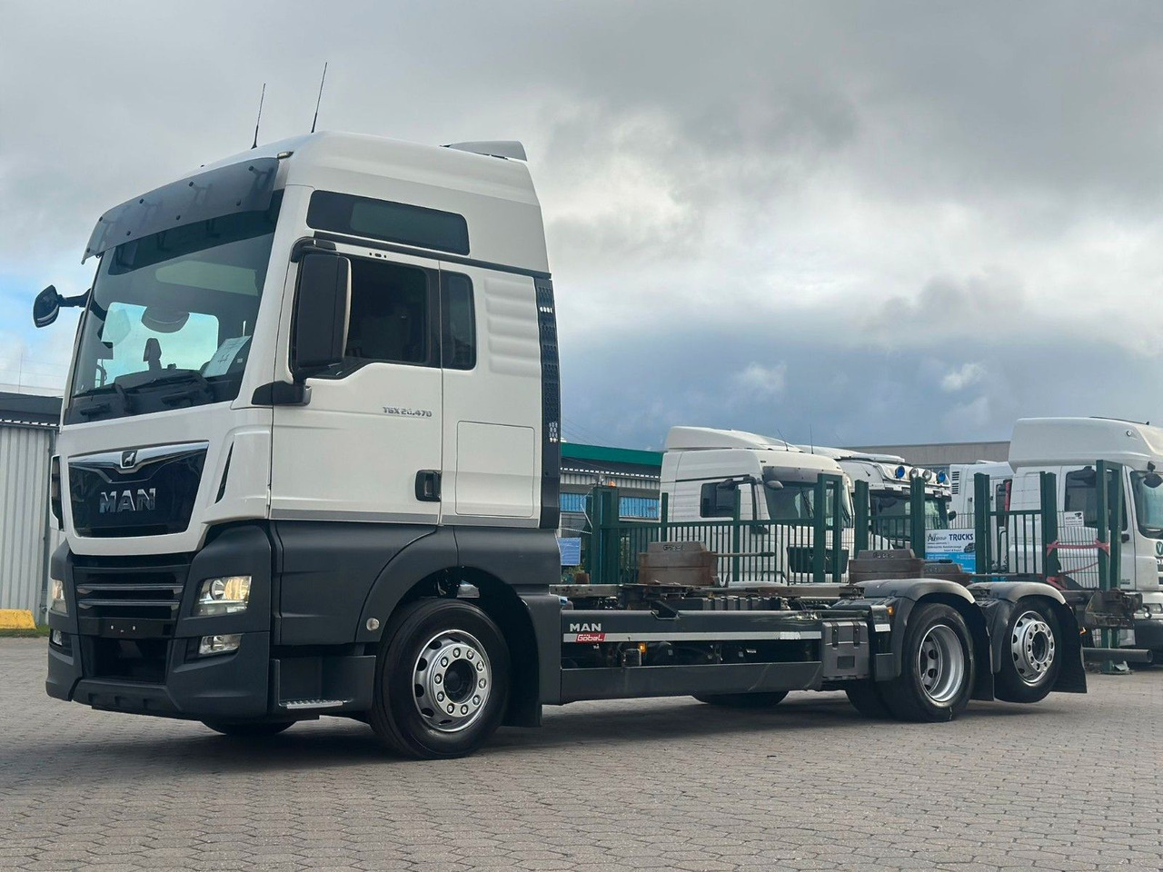 MAN 26.470*Intarder+ Lenk+Lift+Kühlbox - Container transporter/ Swap body truck: picture 5 MAN 26.470*Intarder+ Lenk+Lift+Kühlbox - Container transporter/ Swap body truck: picture 5