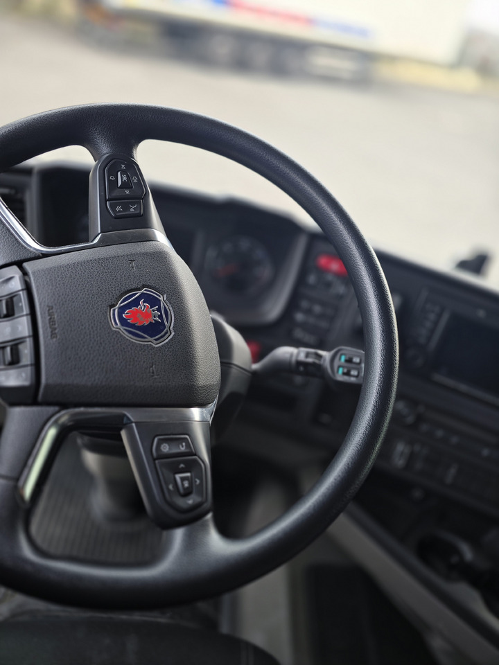 Leasing of SCANIA R 450 SCANIA R 450: picture 18