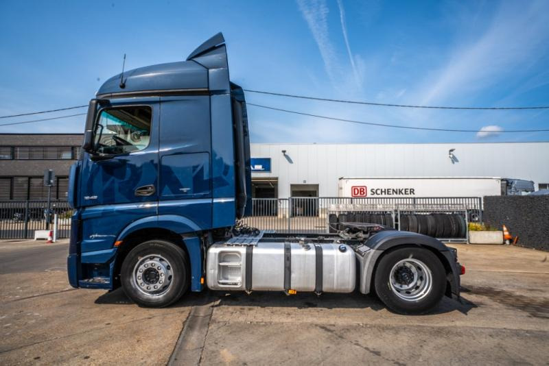 Tractor unit Mercedes ACTROS 1846 LS: picture 6