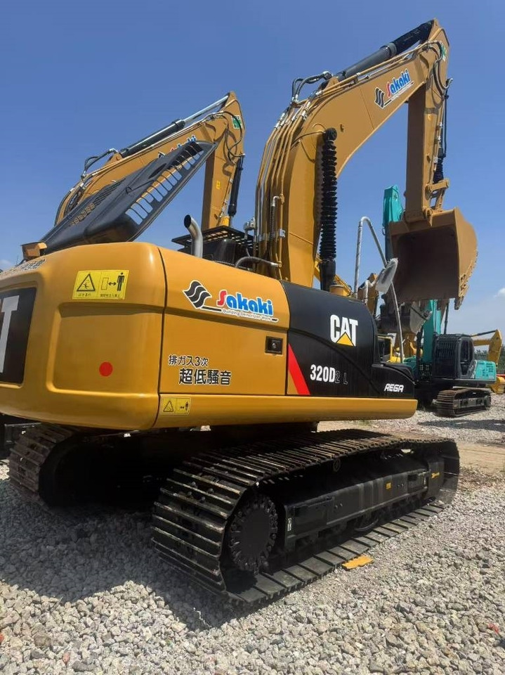 CAT 320d2 - Crawler excavator: picture 1 CAT 320d2 - Crawler excavator: picture 1