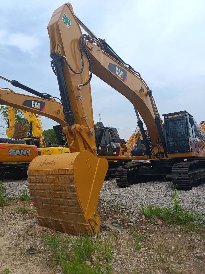 CAT 330D2  - Crawler excavator: picture 2 CAT 330D2  - Crawler excavator: picture 2