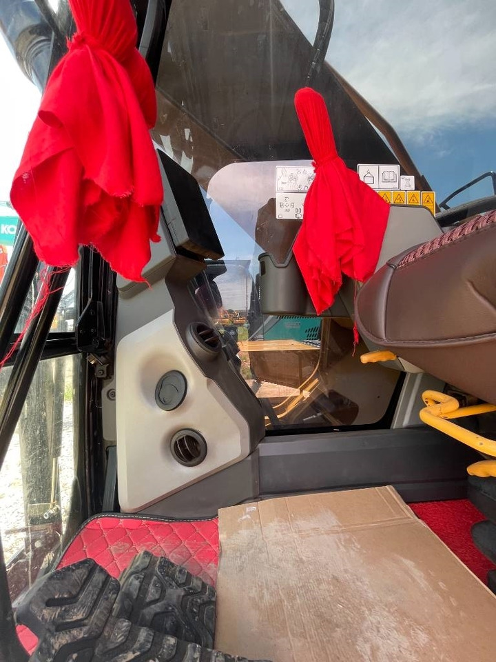 CAT 330GC  - Crawler excavator: picture 5 CAT 330GC  - Crawler excavator: picture 5