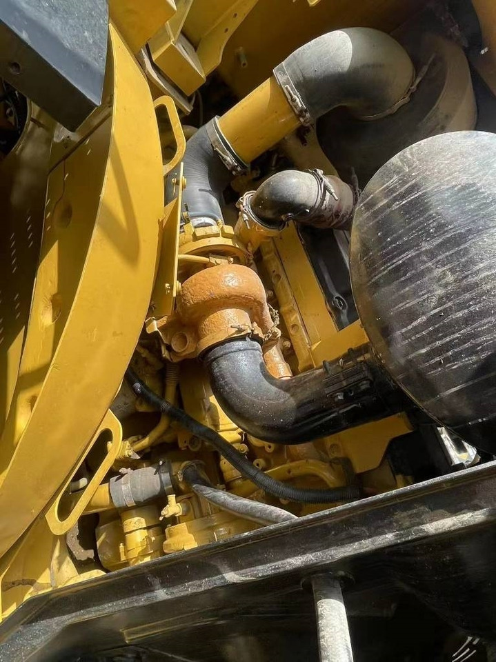 CAT 966 - Wheel loader: picture 2 CAT 966 - Wheel loader: picture 2