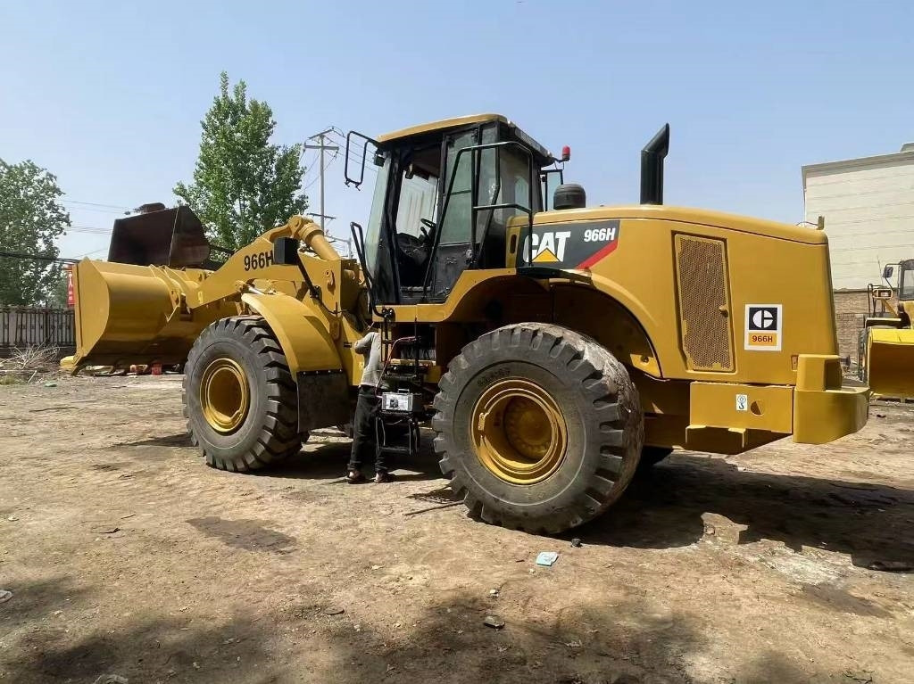 CAT 966 - Wheel loader: picture 5 CAT 966 - Wheel loader: picture 5