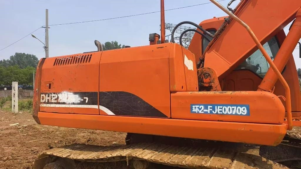 Doosan DH 225 LC-7 - Crawler excavator: picture 3 Doosan DH 225 LC-7 - Crawler excavator: picture 3