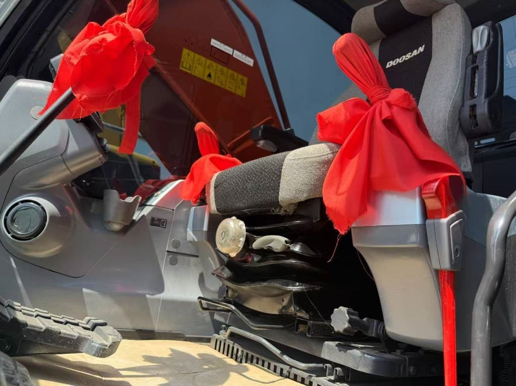 Doosan DX 340 - Crawler excavator: picture 4 Doosan DX 340 - Crawler excavator: picture 4