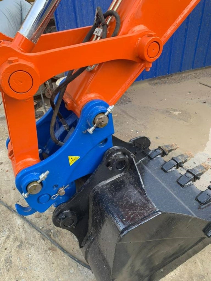 Doosan DX 75-9 C - Mini excavator: picture 4 Doosan DX 75-9 C - Mini excavator: picture 4