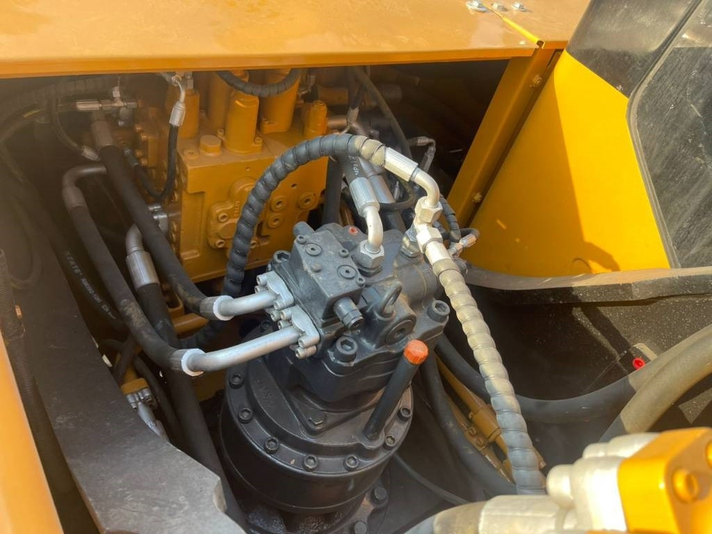 Sany 215c - Crawler excavator: picture 5 Sany 215c - Crawler excavator: picture 5