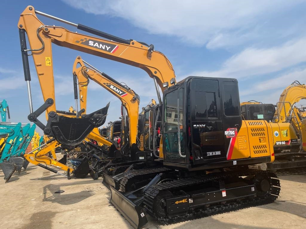 Sany SY75C - Crawler excavator: picture 2 Sany SY75C - Crawler excavator: picture 2
