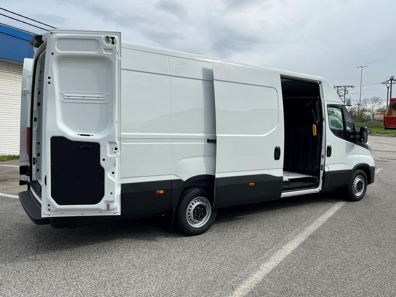 Panel van Iveco DAILY VAN, 2,3D 156k, 35S16 V: picture 5