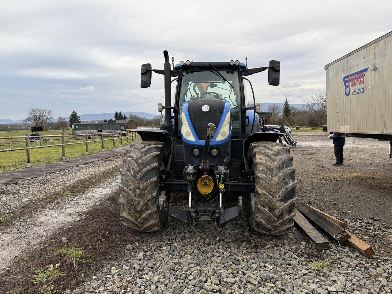New Holand T7, 165, S - Farm tractor: picture 4 New Holand T7, 165, S - Farm tractor: picture 4