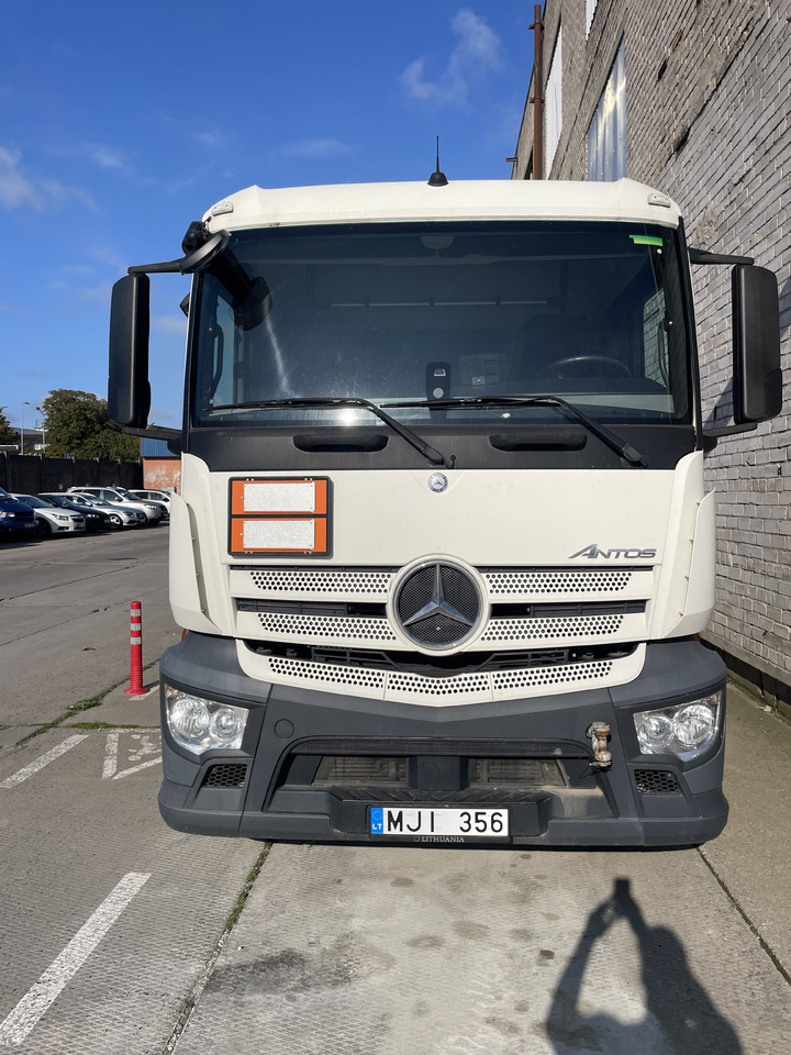 MERCEDES-BENZ ANTOS 1835 EURO 6 ADR - Tractor unit: picture 3 MERCEDES-BENZ ANTOS 1835 EURO 6 ADR - Tractor unit: picture 3