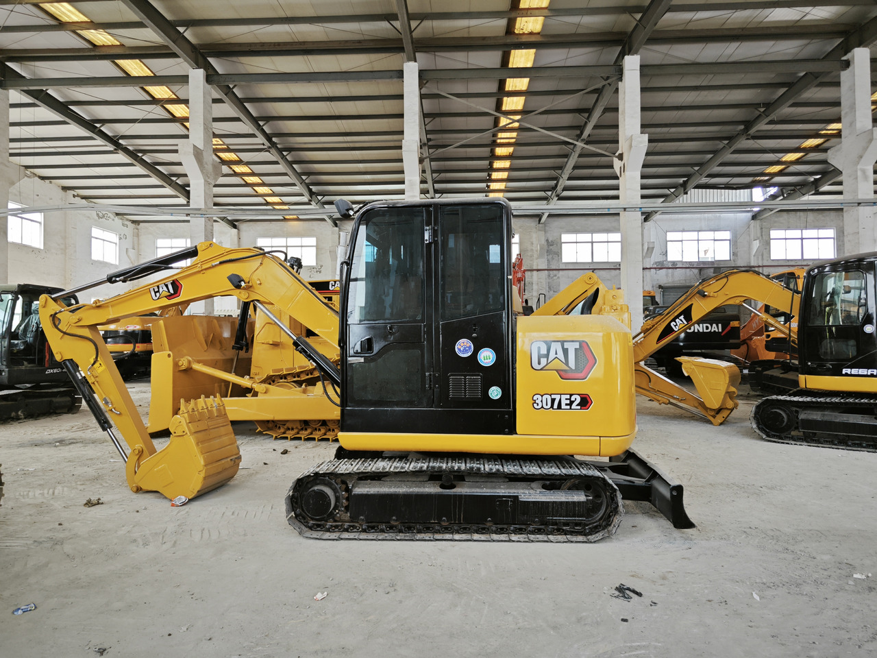 CATERPILLAR 307E - Mini excavator: picture 1 CATERPILLAR 307E - Mini excavator: picture 1