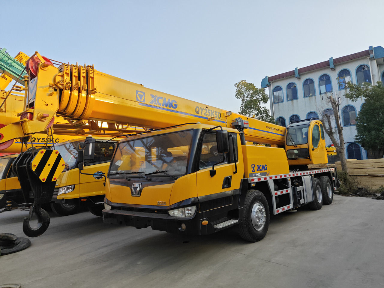 Mobile crane XCMG QY55KC used 55ton truck crane: picture 6