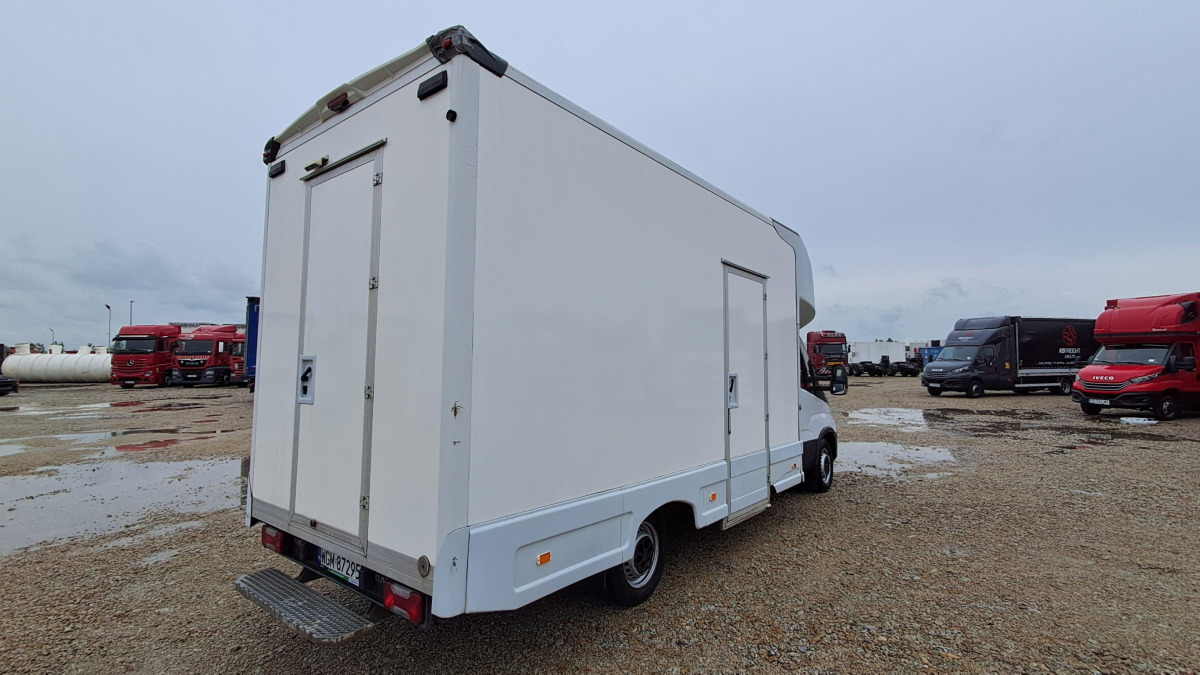 IVECO DAILY KONTENER - Box van: picture 5 IVECO DAILY KONTENER - Box van: picture 5
