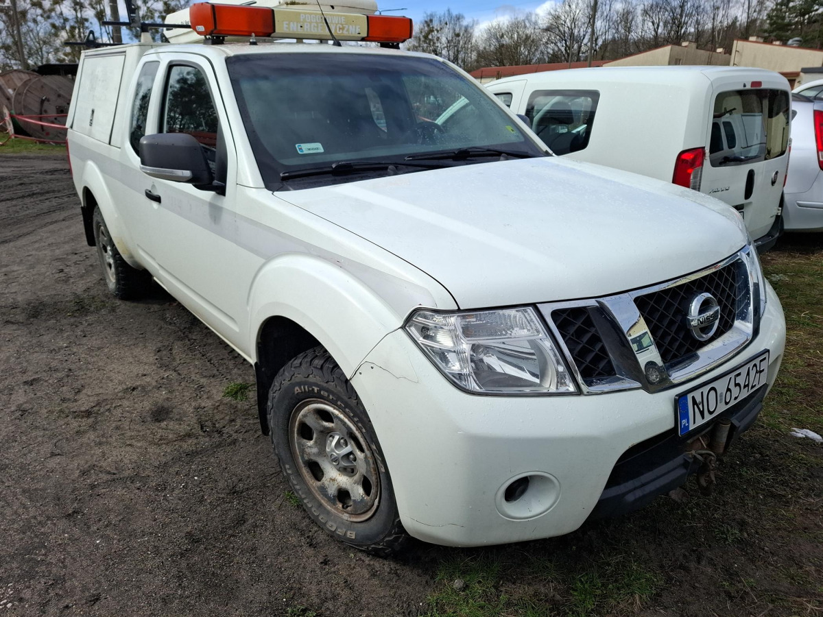 Car NISSAN NAVARA PICK-UP: picture 1
