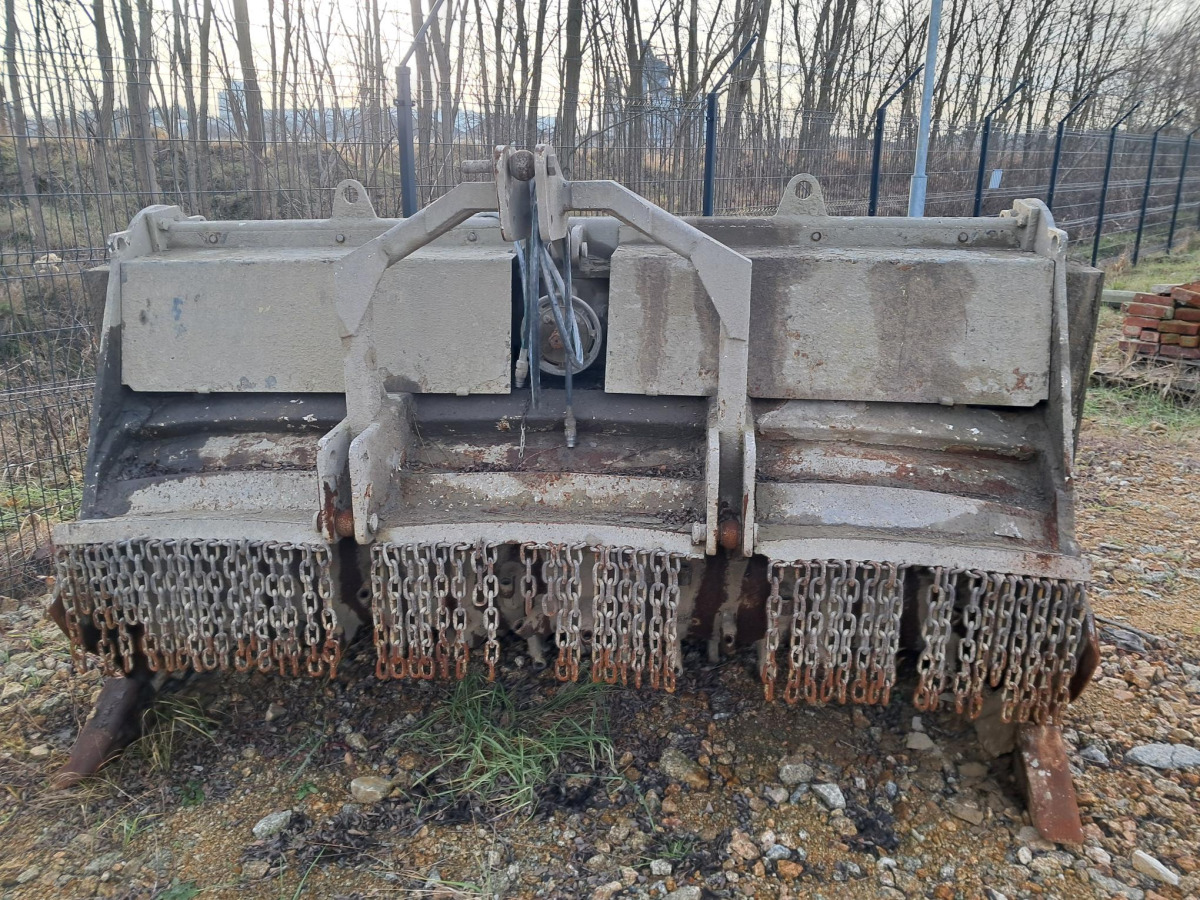 Stabilizator gruntu TOZAMET FG-650B – 2400 mm – 650 mm – wał 310 obr/min - Soil stabilizer: picture 3 Stabilizator gruntu TOZAMET FG-650B – 2400 mm – 650 mm – wał 310 obr/min - Soil stabilizer: picture 3