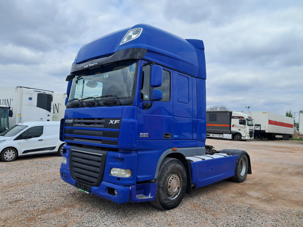 DAF XF CIĄGNIK SIODŁOWY - Tractor unit: picture 3 DAF XF CIĄGNIK SIODŁOWY - Tractor unit: picture 3