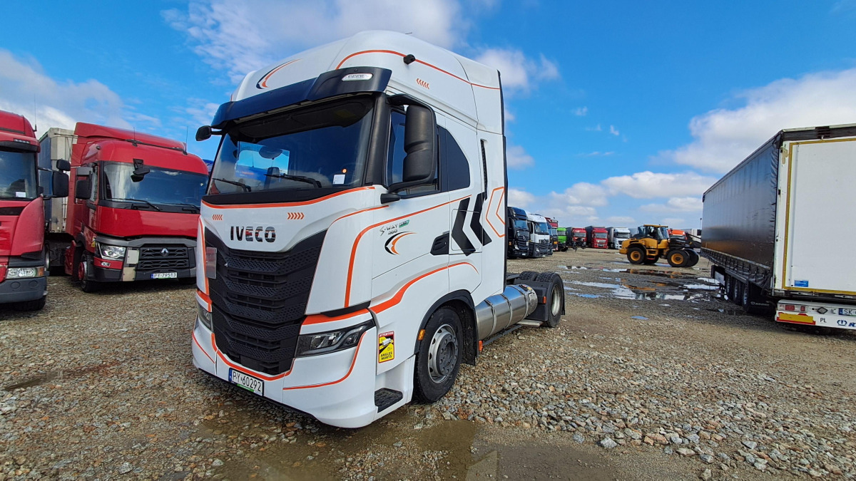 IVECO AS440ST/FP LT LNG CIĄGNIK SIODŁOWY - Tractor unit: picture 3 IVECO AS440ST/FP LT LNG CIĄGNIK SIODŁOWY - Tractor unit: picture 3