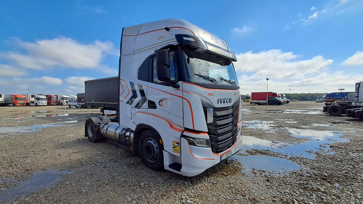 IVECO AS440ST/FP LT LNG CIĄGNIK SIODŁOWY - Tractor unit: picture 1 IVECO AS440ST/FP LT LNG CIĄGNIK SIODŁOWY - Tractor unit: picture 1