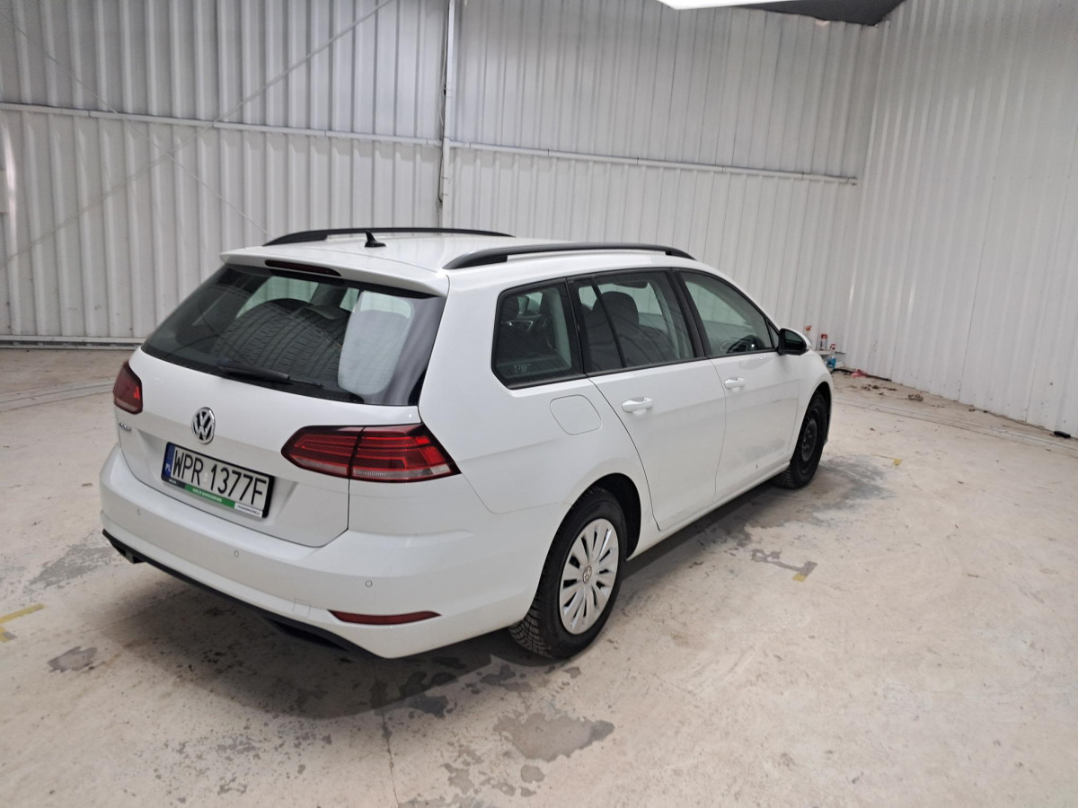 VOLKSWAGEN GOLF KOMBI - Car: picture 4 VOLKSWAGEN GOLF KOMBI - Car: picture 4