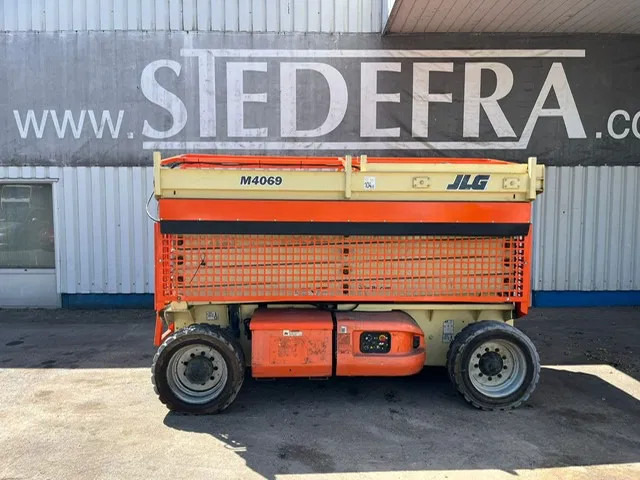 JLG M4069 , Electric Scissorlift , Missing Upper Contoller, Working NOT Tested !! - Scissor lift: picture 2 JLG M4069 , Electric Scissorlift , Missing Upper Contoller, Working NOT Tested !! - Scissor lift: picture 2