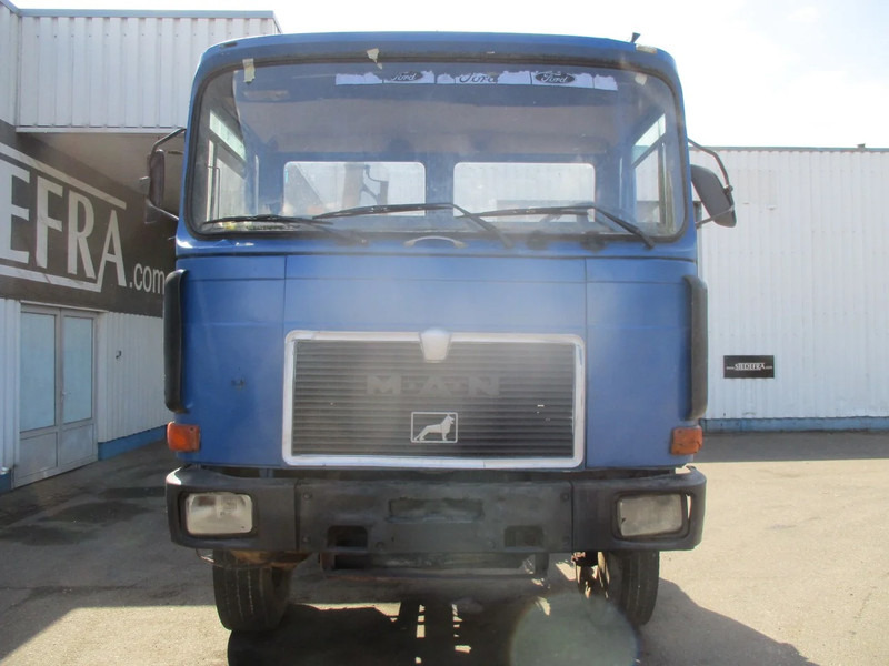 Cab chassis truck MAN 26.280 , 6x4 , ZF Manual , Spring suspension: picture 6 Cab chassis truck MAN 26.280 , 6x4 , ZF Manual , Spring suspension: picture 6