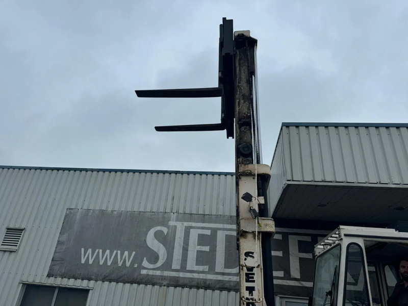 Diesel forklift Svetruck 860-28 Pneumatic Tire Forklift: picture 9