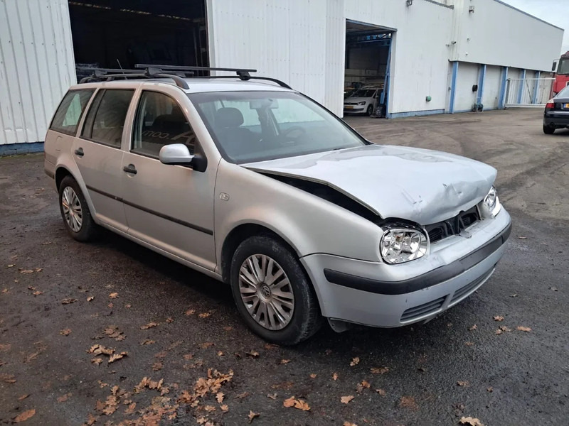 Volkswagen Golf 1.6 Variant , Automatic , Airco , Belgium Regestration - Car: picture 4 Volkswagen Golf 1.6 Variant , Automatic , Airco , Belgium Regestration - Car: picture 4