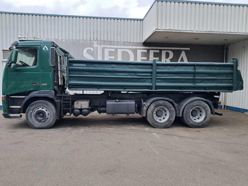 Volvo FH 12 - 460 , 6x2 , 3 Way Tipper, Spring Suspension , Manual Gearbox, Airco - Tipper: picture 5 Volvo FH 12 - 460 , 6x2 , 3 Way Tipper, Spring Suspension , Manual Gearbox, Airco - Tipper: picture 5