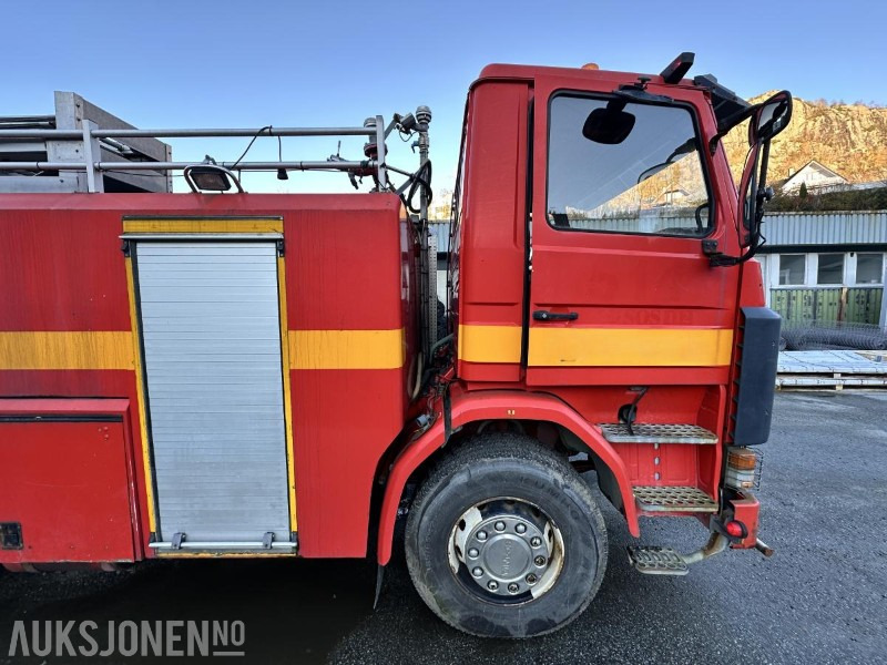 Fire truck 1992 Scania R 113ML - 400 6X2 Tankbil/Brannbil med vannkanon - Repobjekt, 553874km: picture 13
