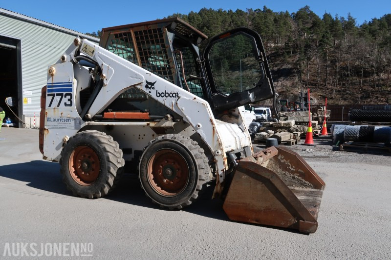 1997 Bobcat 773 Kompaktlaster / Mye utstyr / 1925 timer - Skid steer loader: picture 3 1997 Bobcat 773 Kompaktlaster / Mye utstyr / 1925 timer - Skid steer loader: picture 3