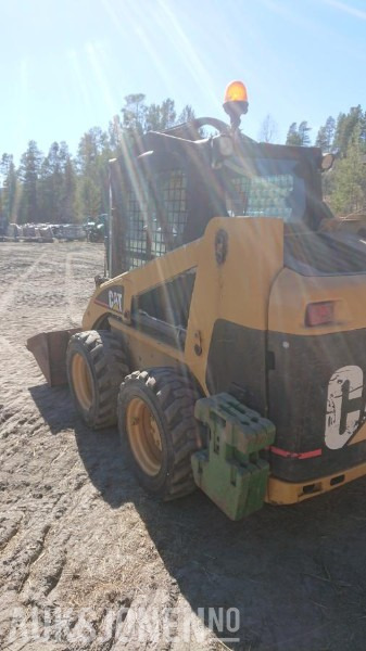2002 Cat 216 kompaktlaster med motorvarmer - Skid steer loader: picture 5 2002 Cat 216 kompaktlaster med motorvarmer - Skid steer loader: picture 5