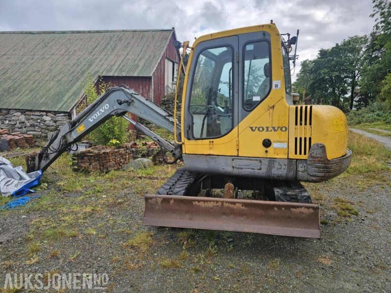 Mini excavator 2002 Volvo ec55 nyoverhalt dieselpumpe: picture 1
