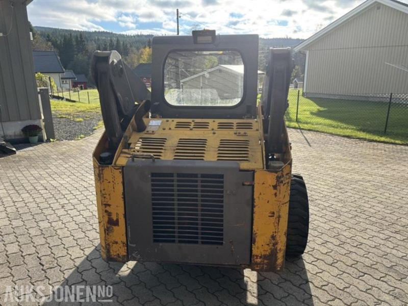 2003 Daewoo DSL 702 Kompaktlaster - Skid steer loader: picture 4 2003 Daewoo DSL 702 Kompaktlaster - Skid steer loader: picture 4